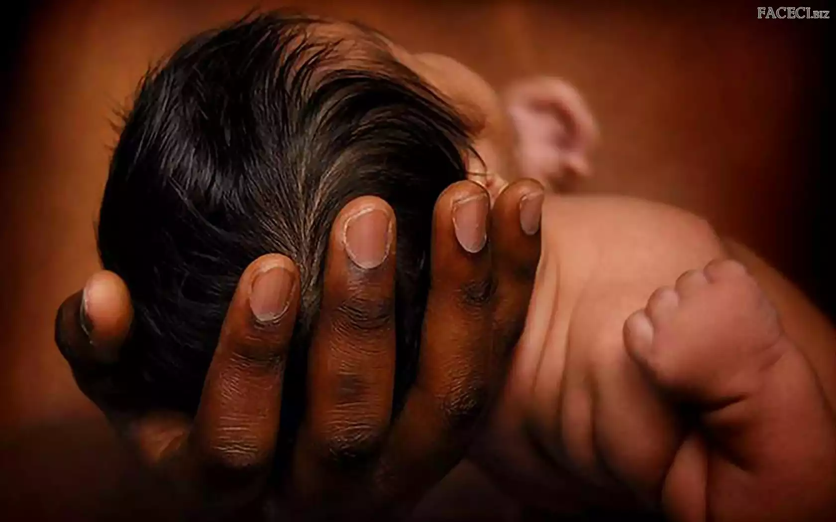 NiemowlÄ™, Cud, Narodzin